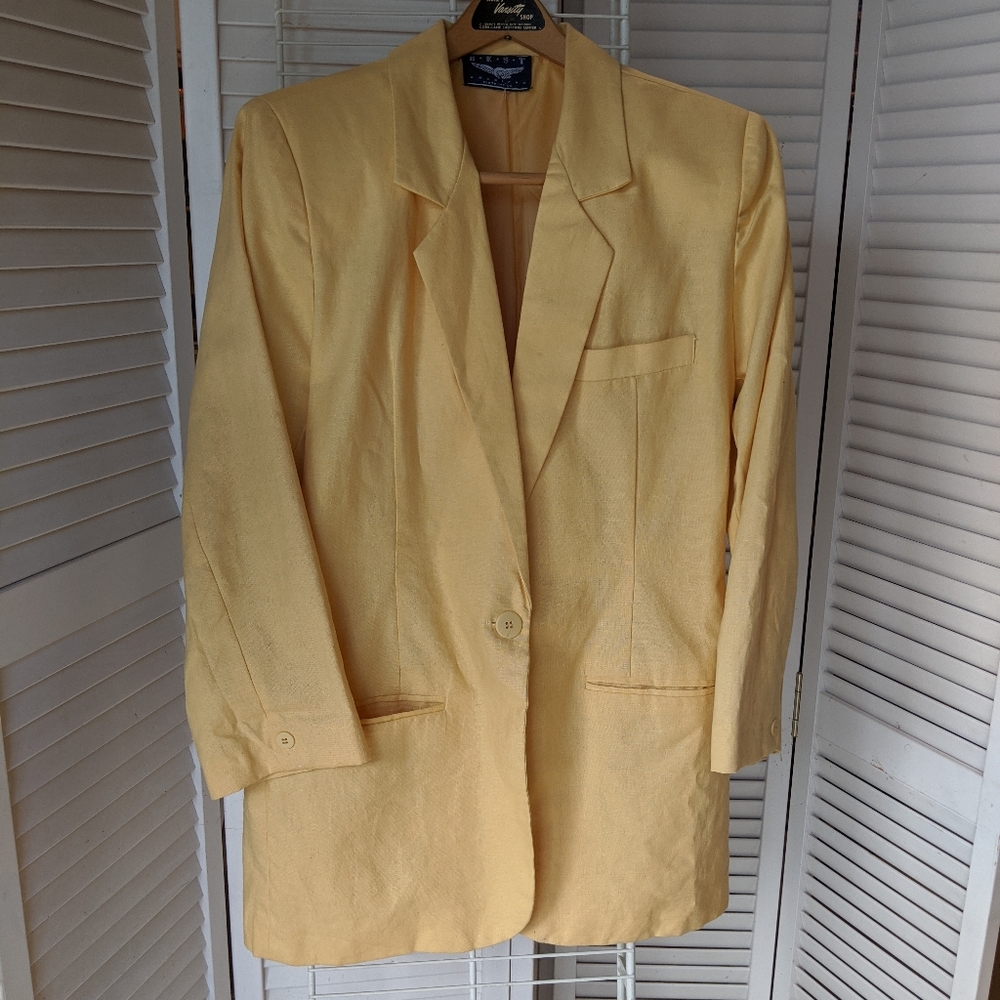 Trending Yellow blazer